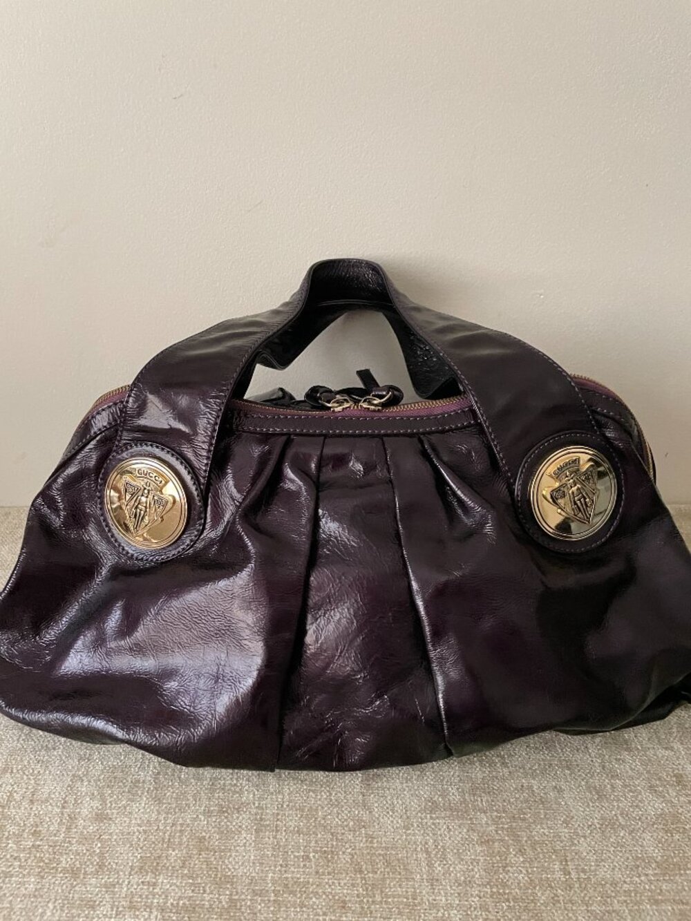 GUCCI Patent Leather Shoulder Bag Large Tote - Picture 2 of 10